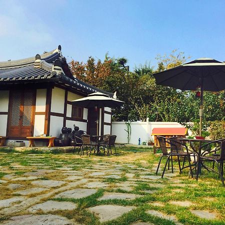 Dowon Guesthouse Jeonju Buitenkant foto